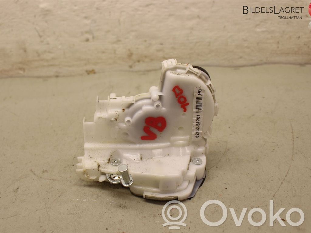 Suzuki Vitara (LY) Rear door lock 
