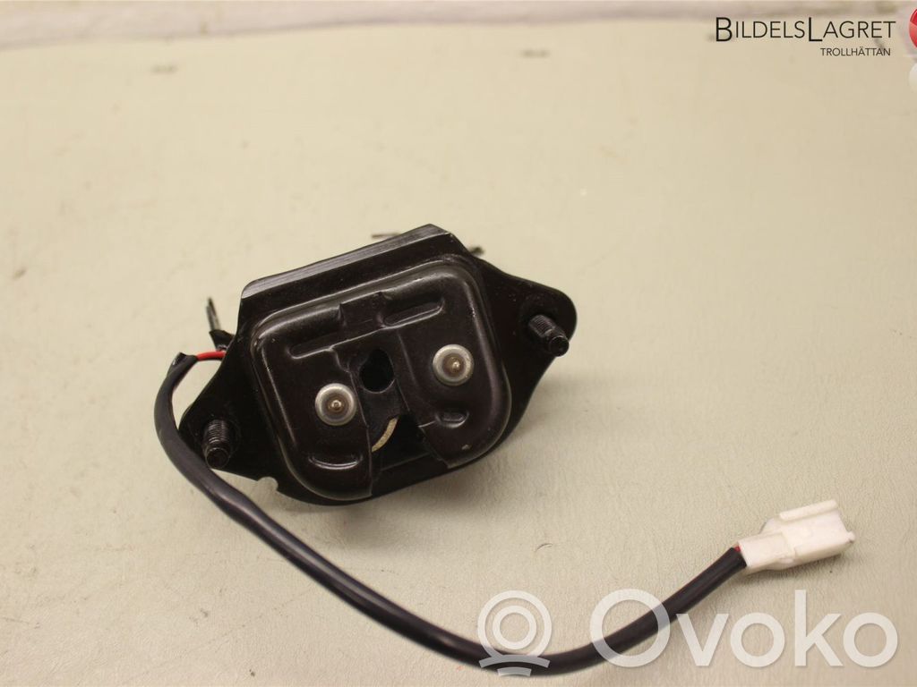 Nissan 350Z Tailgate/trunk/boot lock/catch/latch 