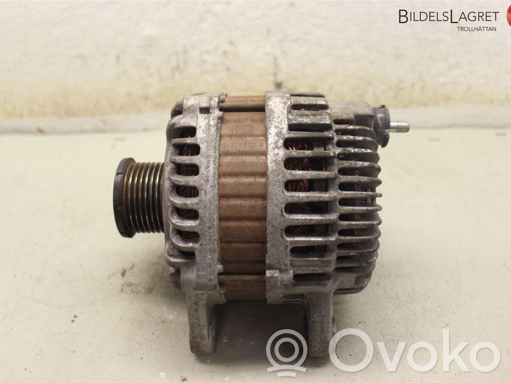 Nissan Juke I F15 Alternator 
