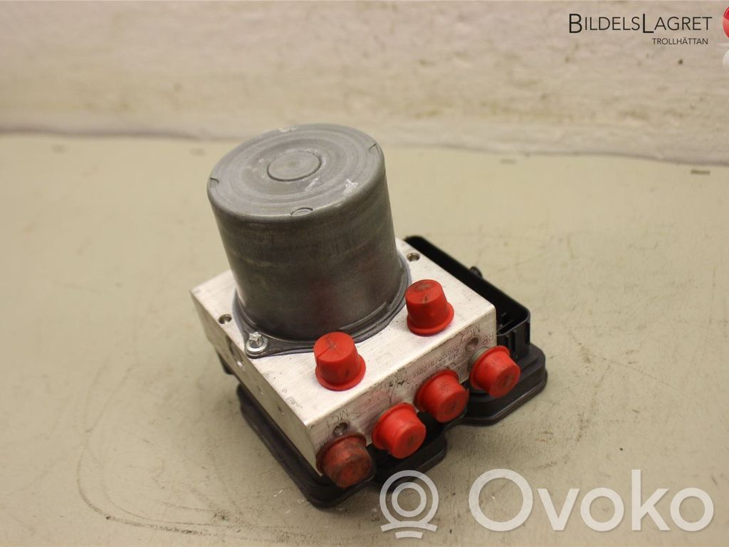 Volvo XC40 ABS bloks 