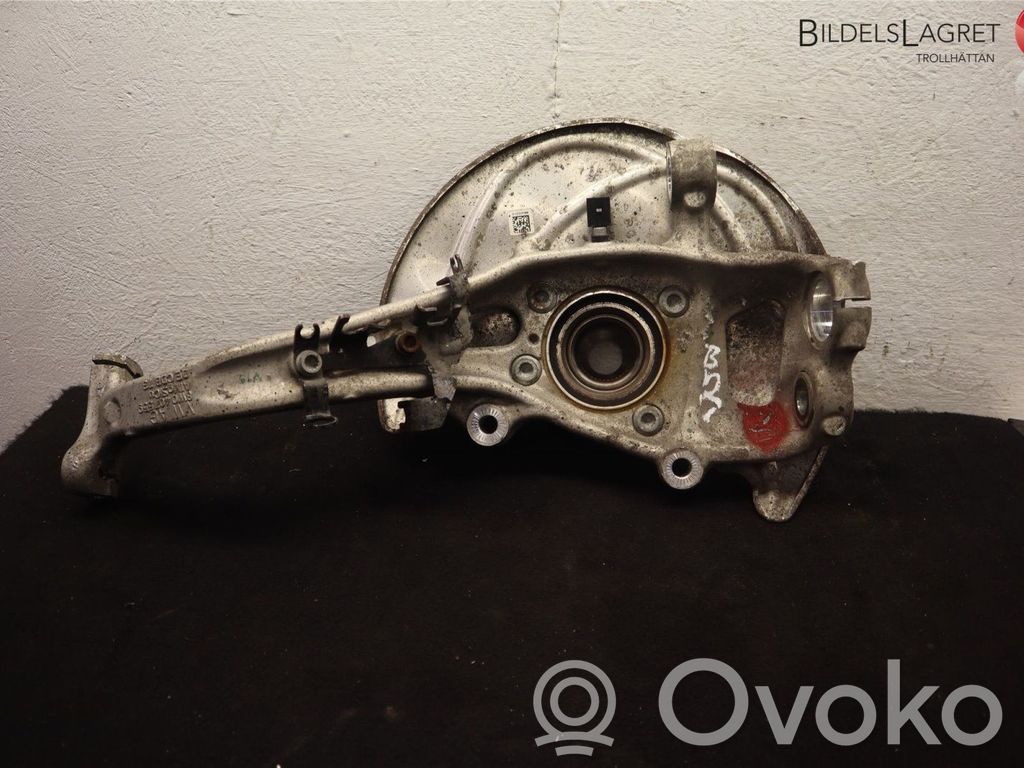 Audi A4 S4 B9 Priekšējā riteņa rumbas vārpstas šarnīrs (stupica, capfa) 