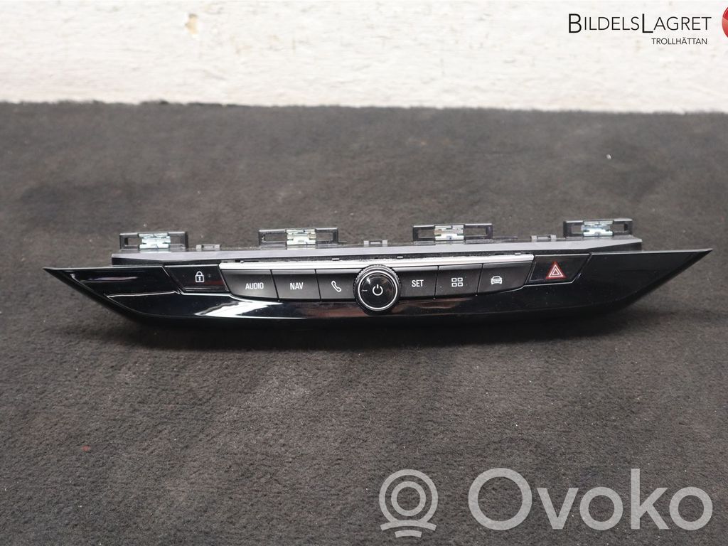 Opel Mokka B Panel / Radioodtwarzacz CD/DVD/GPS 