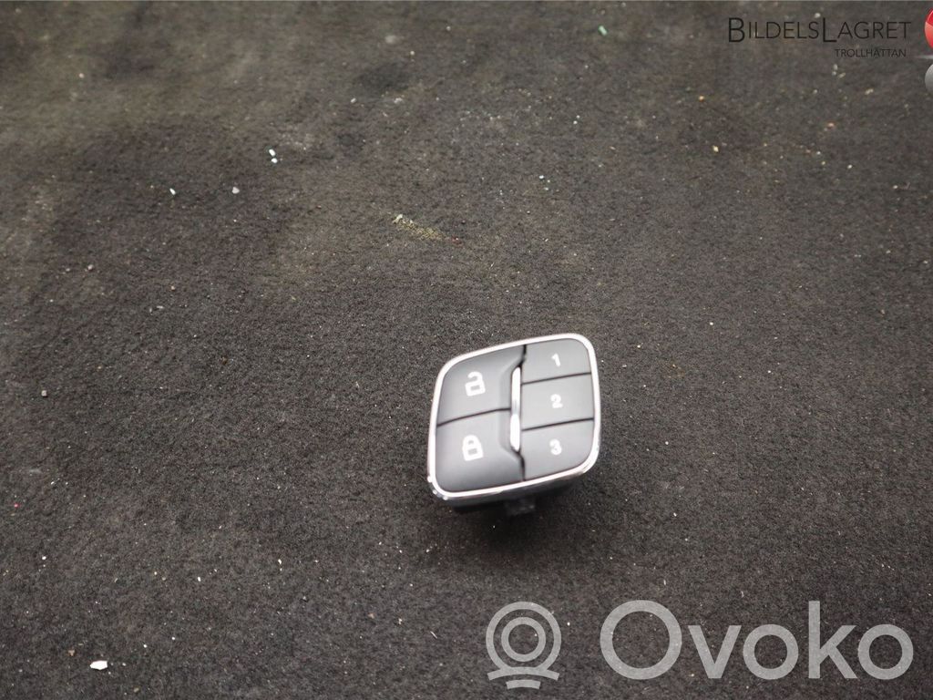 Ford Mondeo MK V Central locking switch button 