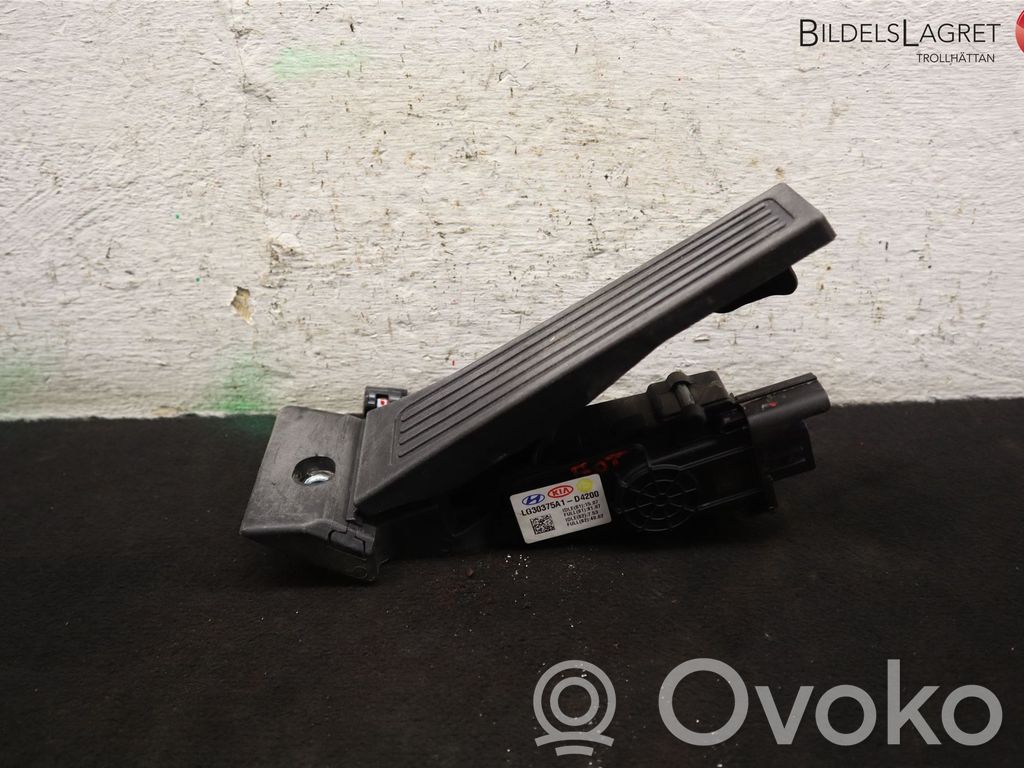 Pedał gazu / przyspieszenia   327002T310,30375A1D4200,30375A1D4200