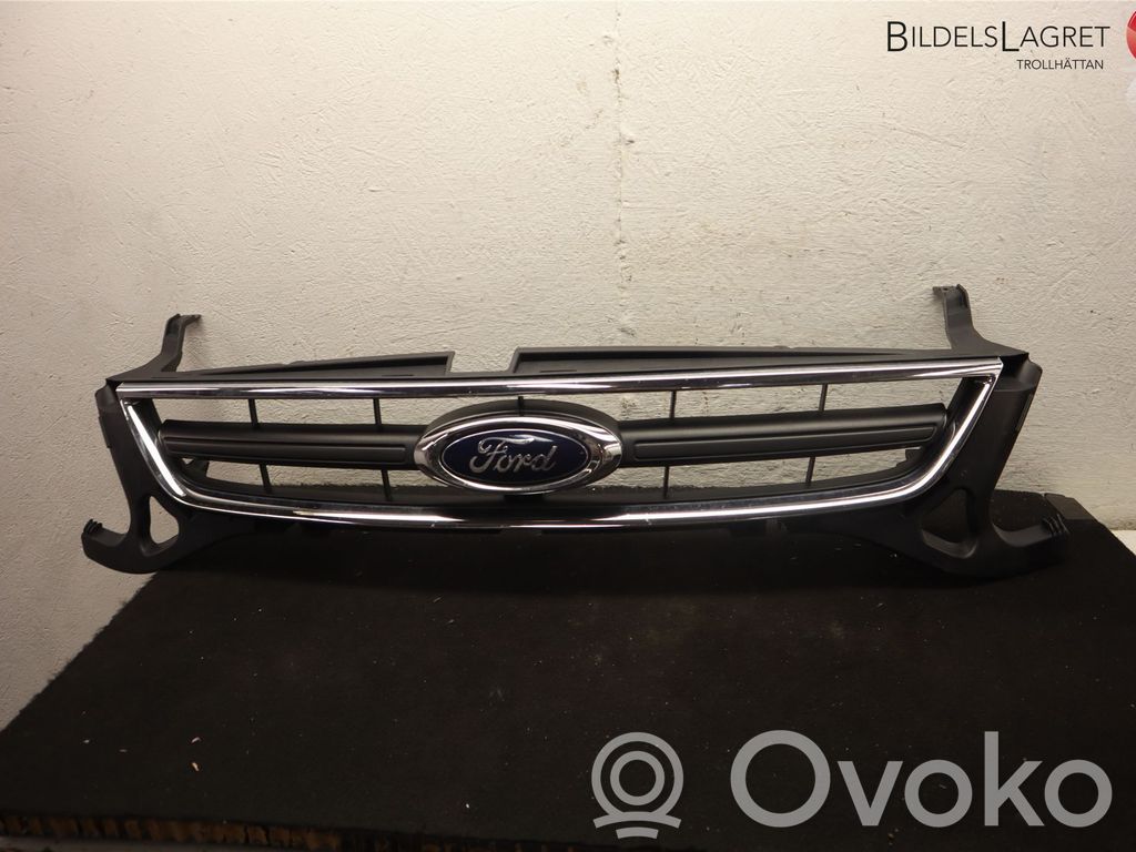 Ford Mondeo MK IV Front bumper lower grill 
