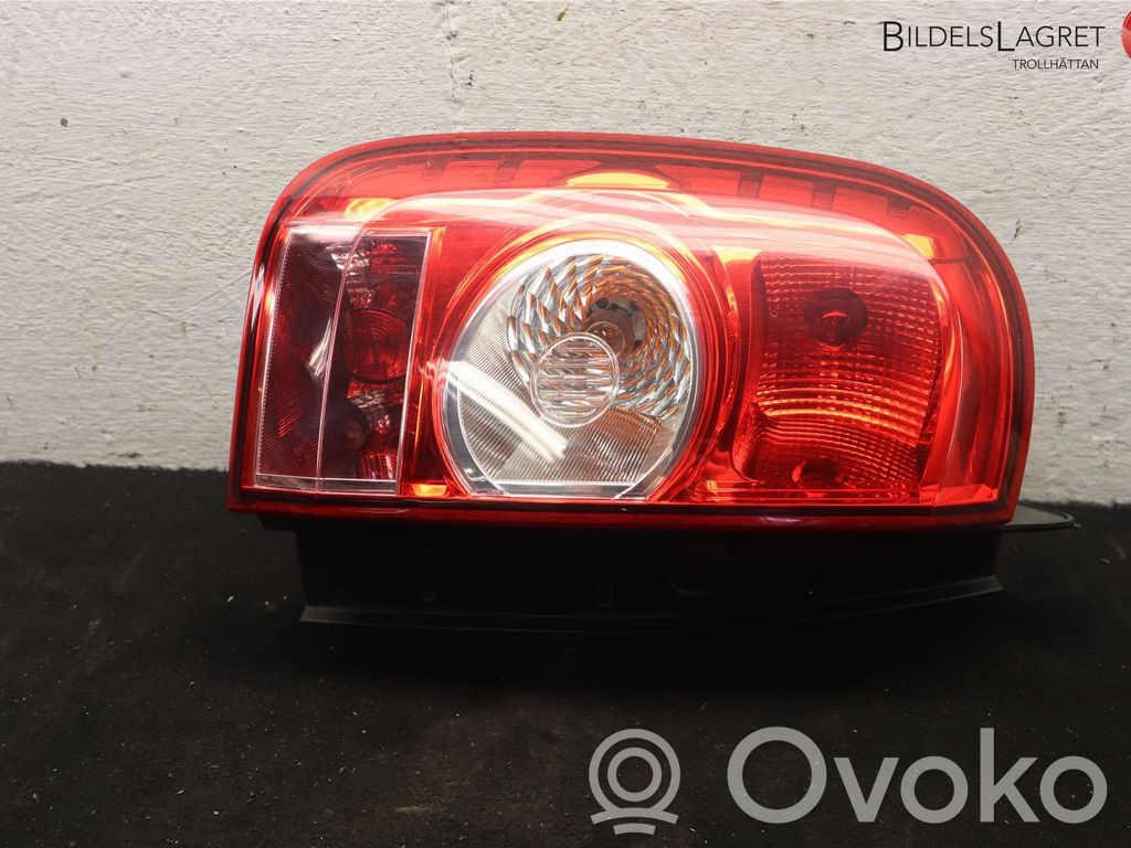 Dacia Duster Rear/tail lights 