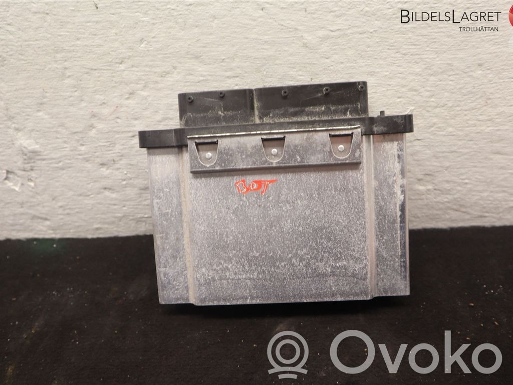 Unité de commande / module d'injection   04E906027JT5FP,04E907309BJ,0261S12608