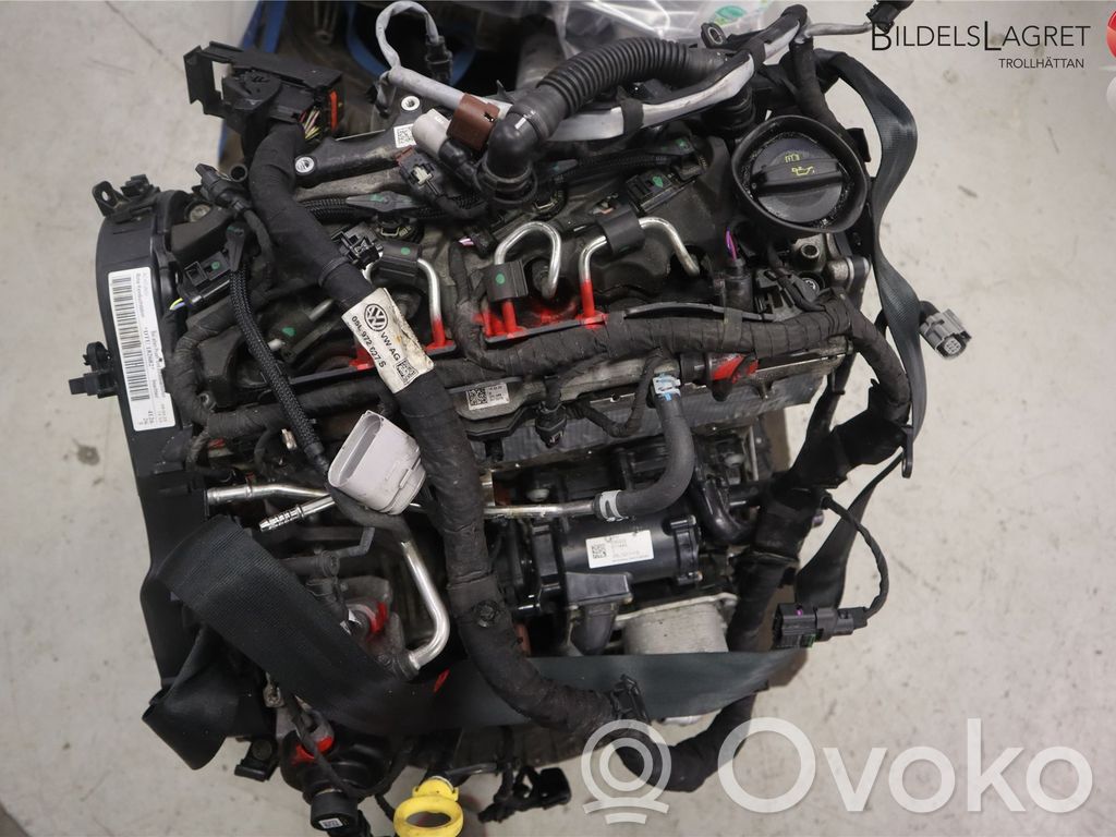 Volkswagen PASSAT B8 Engine 