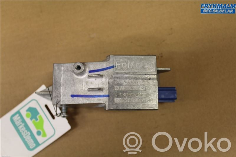 Ohjauspyörän lukitus   AV6N3F880KA,7G913F880,D264B260515