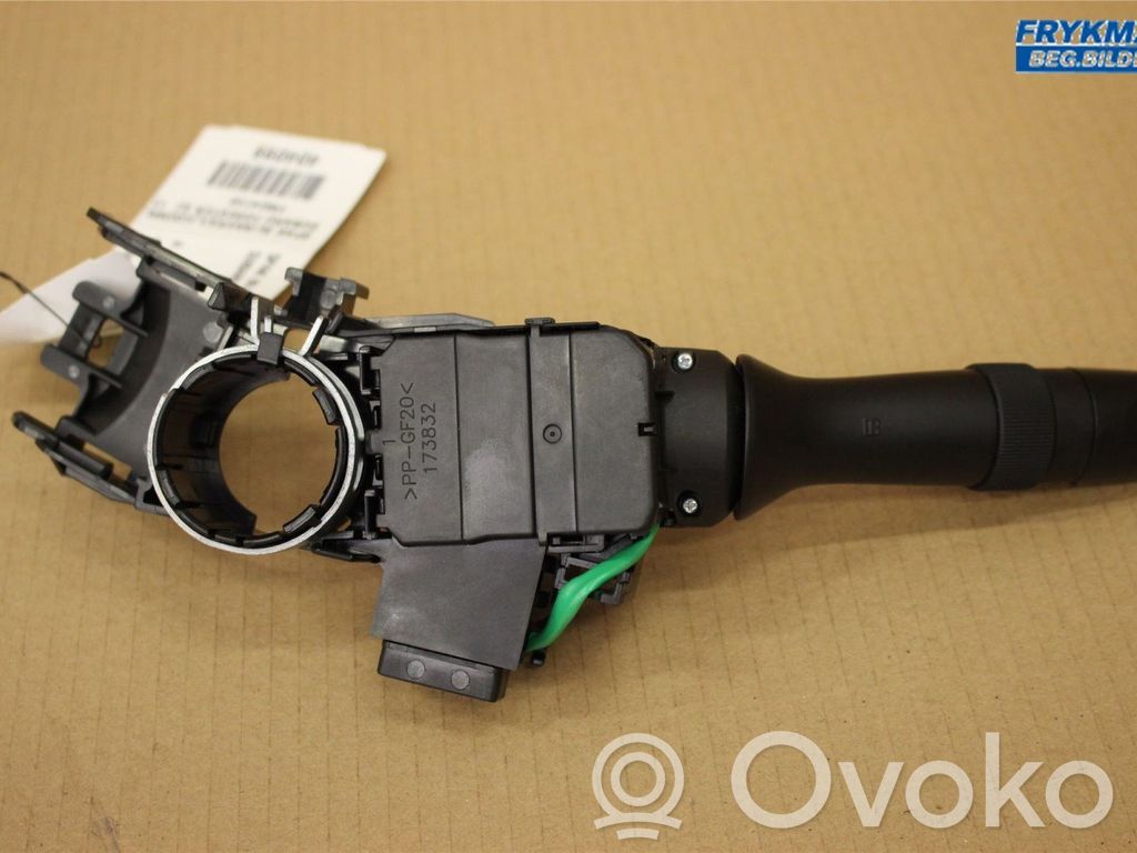 Subaru Forester SJ Palanca de intermitentes 