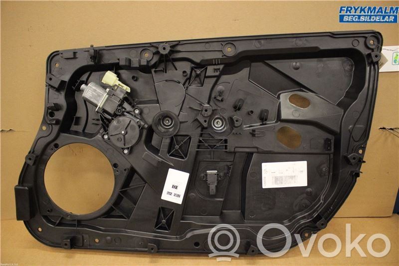 Ford Fiesta Elektryczny podnośnik szyby drzwi przednich 