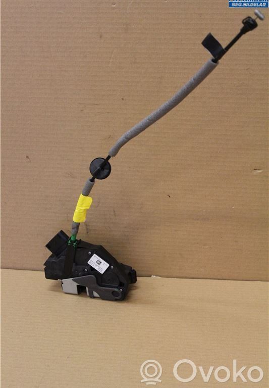 Ford Kuga II Front door lock 