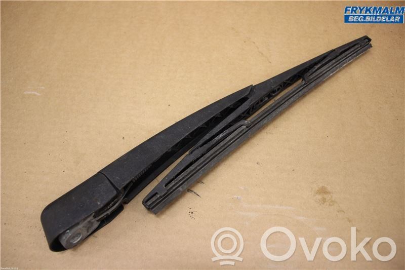 Ford Focus Brazo del limpiaparabrisas trasero 