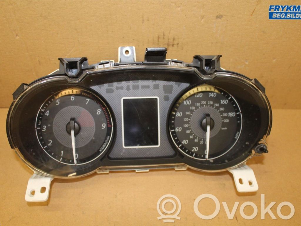 Mitsubishi Lancer X Geschwindigkeitsmesser Cockpit 