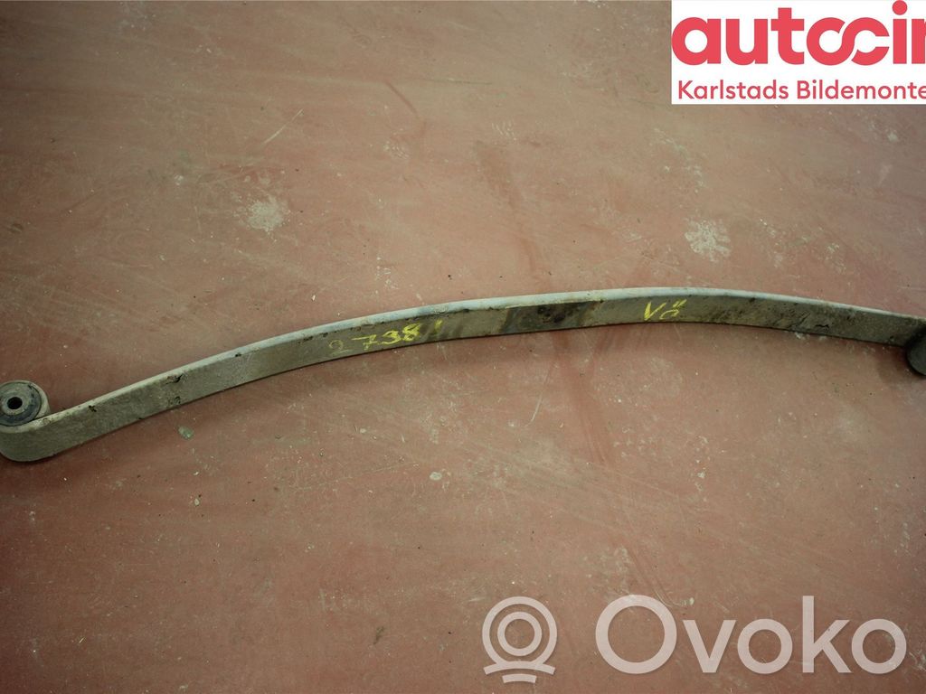Rear leaf spring
