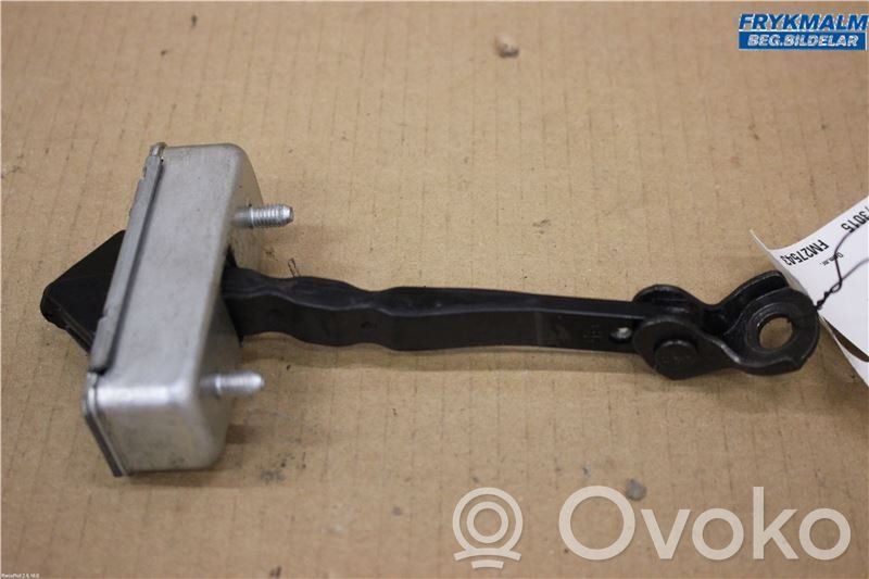 Mazda 6 Etuoven pidätin 