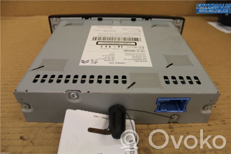 Panel / Radioodtwarzacz CD/DVD/GPS   1613224880,1624797380,98105176ZD01