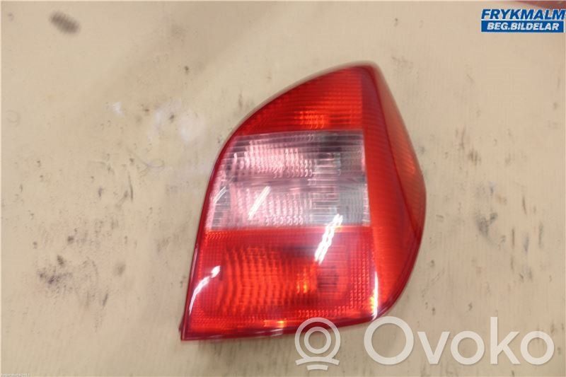 Citroen C2 Aizmugurējais lukturis virsbūvē 