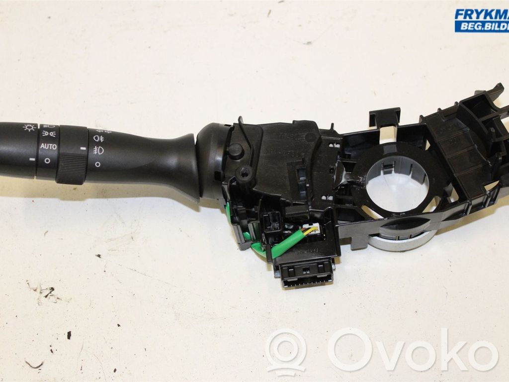 Subaru Outback (BS) Indicator stalk 