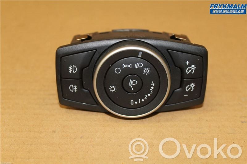Ford Focus Light switch 