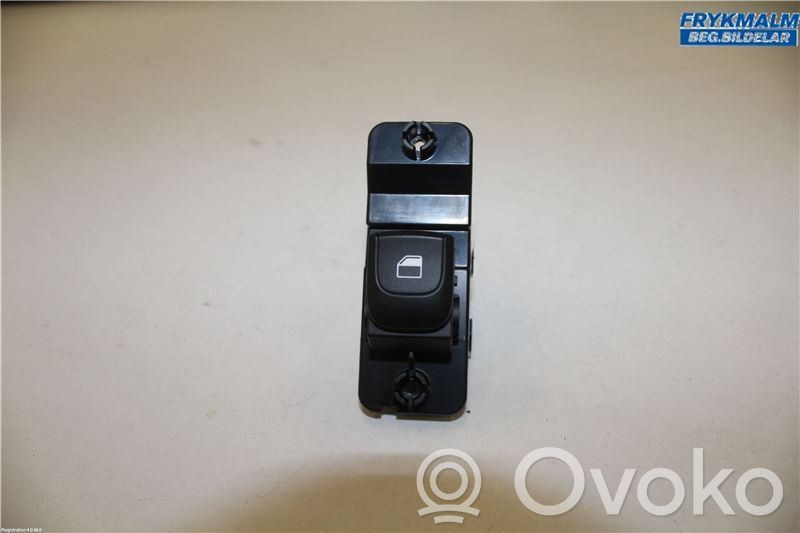 KIA Rio Electric window control switch 