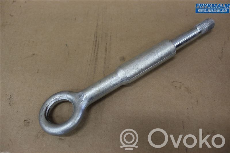 Volvo S60 Anillo de remolque 
