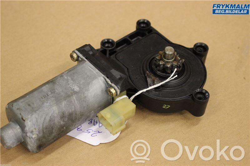 Saab 9-5 Front door window regulator motor 