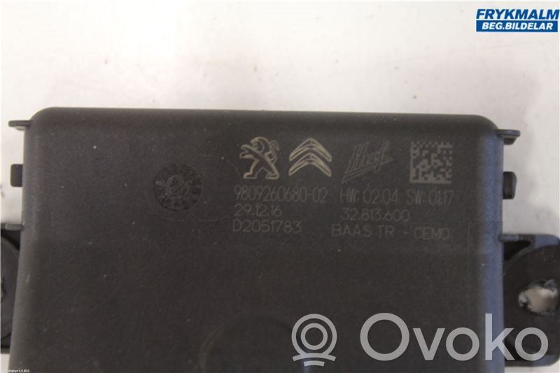Sterownik / Moduł elektrycznej klapy tylnej / bagażnika   1643562380,9809260680,9809260680