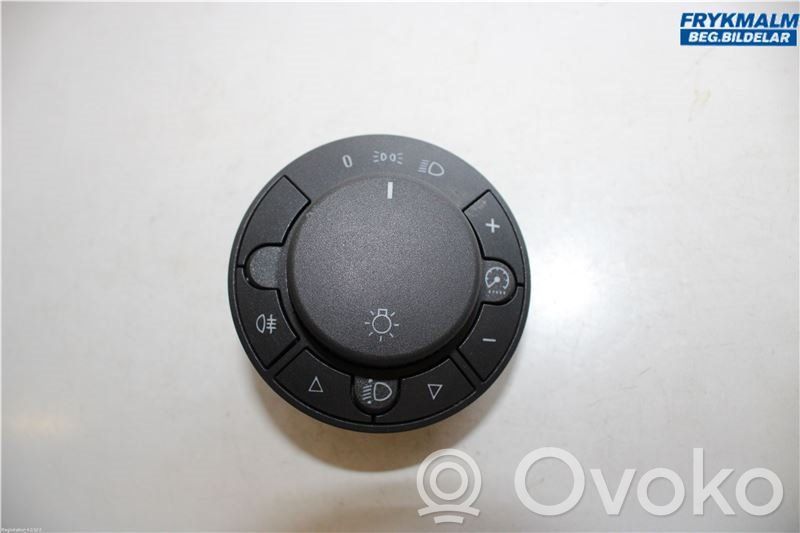 Interruptor de luz   13249507,6240467
