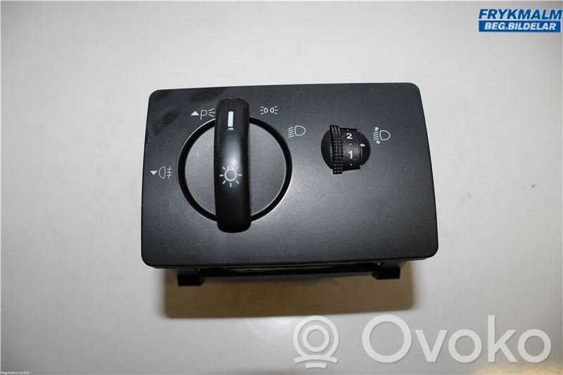 Ford Focus Light switch 