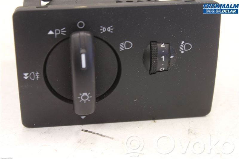 Ford Focus Light switch 