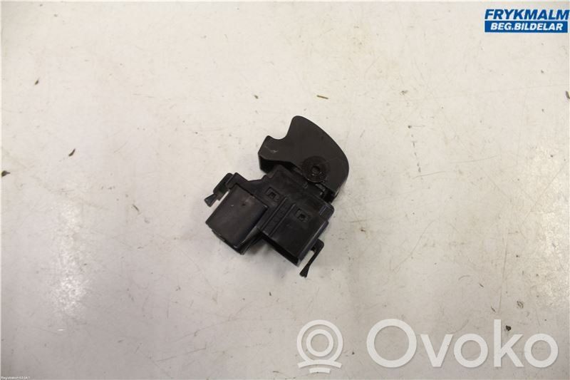 Isuzu D-Max Electric window control switch 