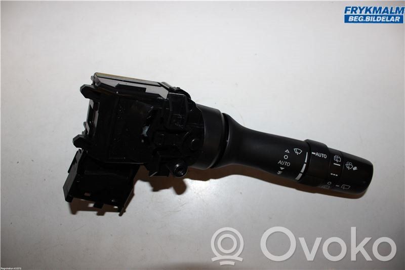 Subaru Outback (BS) Wiper control stalk 
