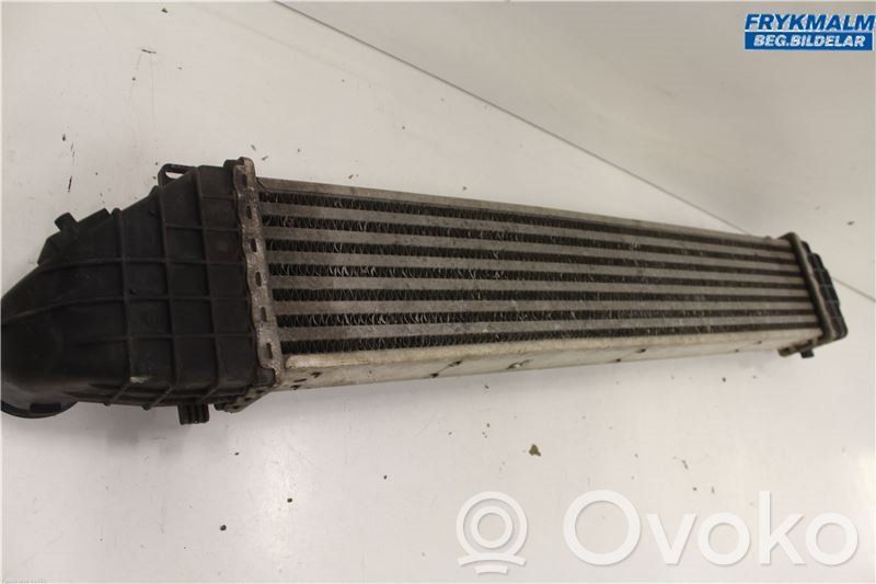 Volvo V50 Interkūlerio radiatorius 