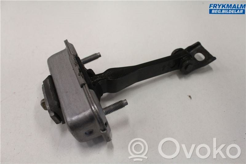 Citroen C3 Aircross Etuoven pidätin 