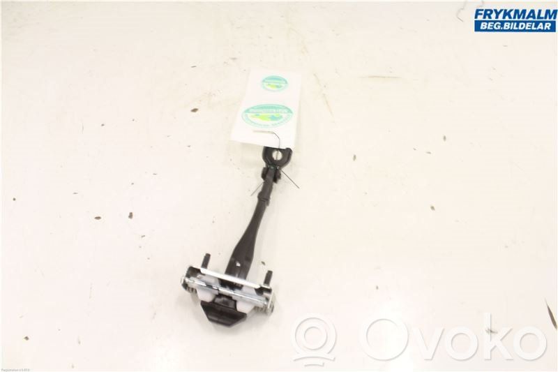 Ford Focus Etuoven pidätin 