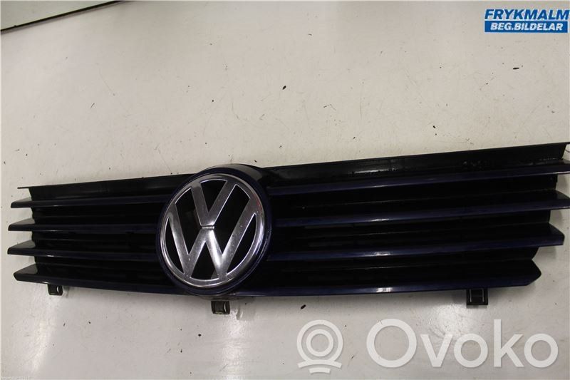 Volkswagen Polo III 6N 6N2 6NF Kratka dolna zderzaka przedniego 