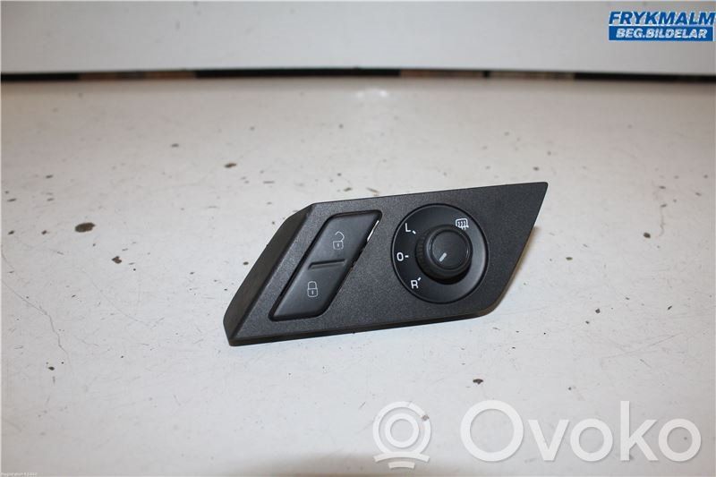Volkswagen Caddy Interruptor del espejo lateral 