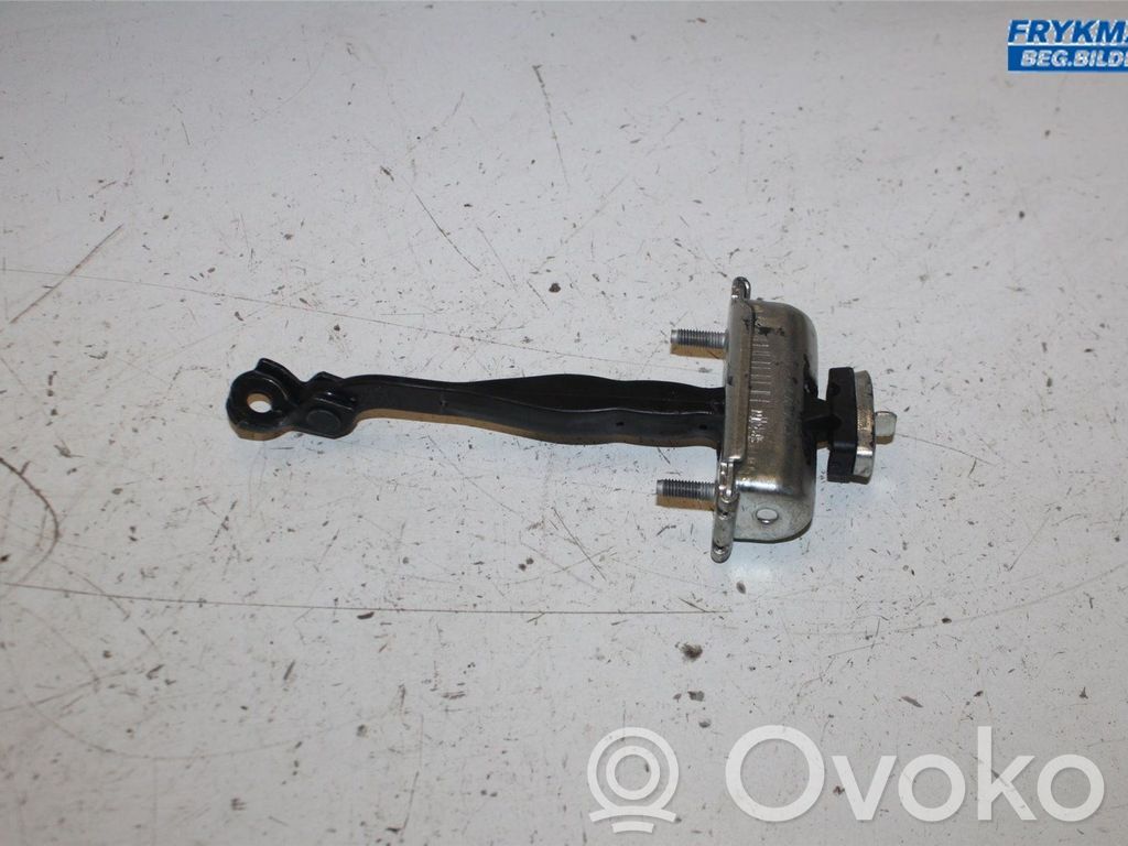 Ford Kuga II Etuoven pidätin 