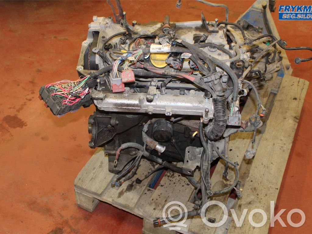 Motor   7701476260
