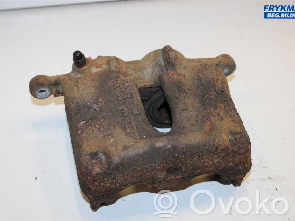 Opel Vivaro Zacisk hamulcowy przedni 