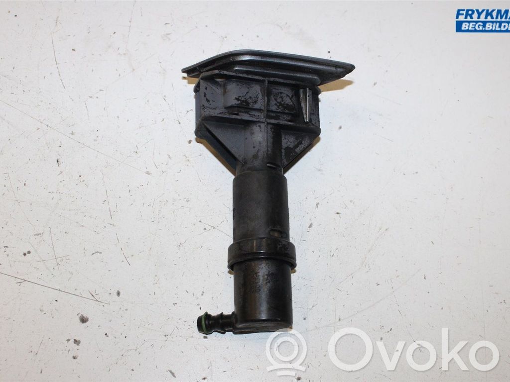 Audi A6 S6 C5 4B Ugello a spruzzo lavavetri per faro 