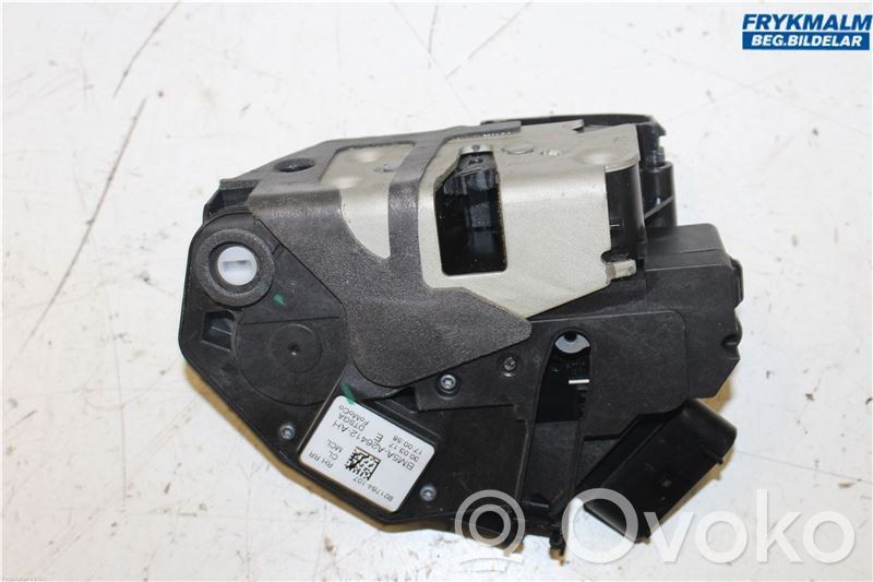 Ford Kuga II Aizmugurē slēdzene 