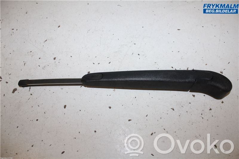 Wischerarm Heckscheibe   98811A2000