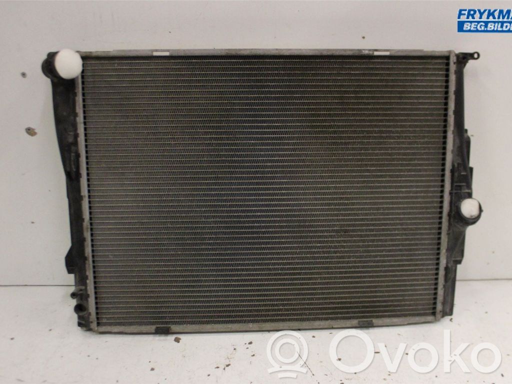 Coolant radiator   1711759273