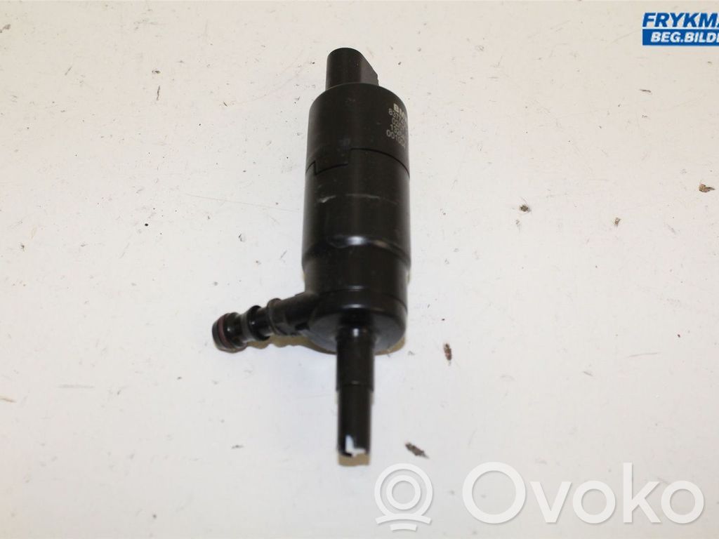 BMW X5 E70 Headlight washer pump 
