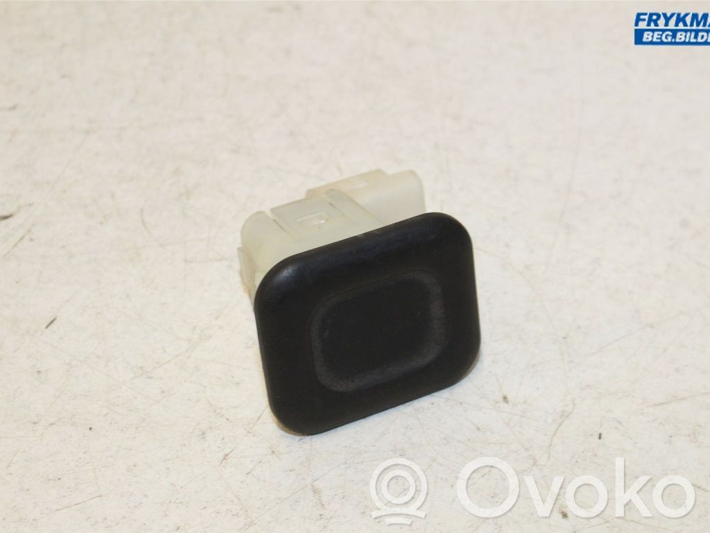 Citroen C4 II Picasso Tailgate/boot open switch button 
