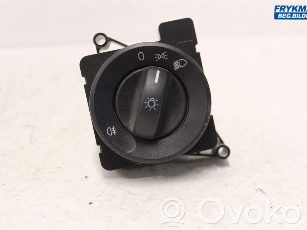 Volkswagen Crafter Light switch 