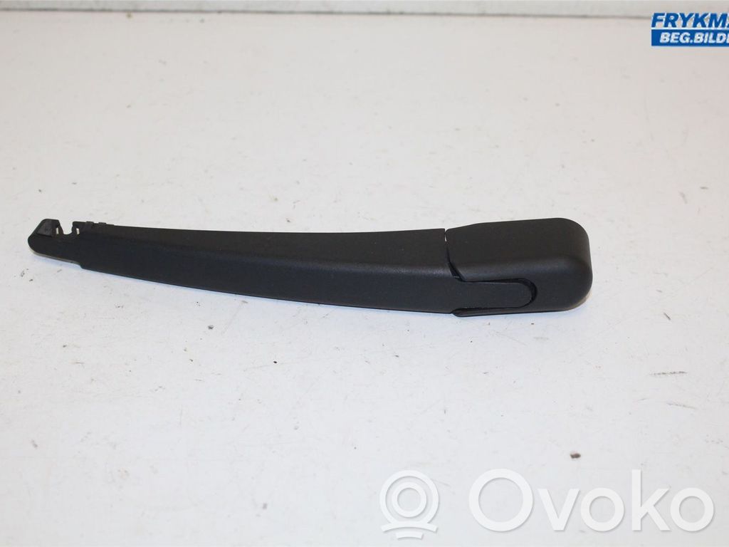 Ford Focus Brazo del limpiaparabrisas trasero 