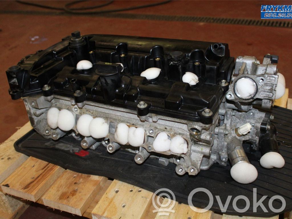 Engine head   PE0110100C